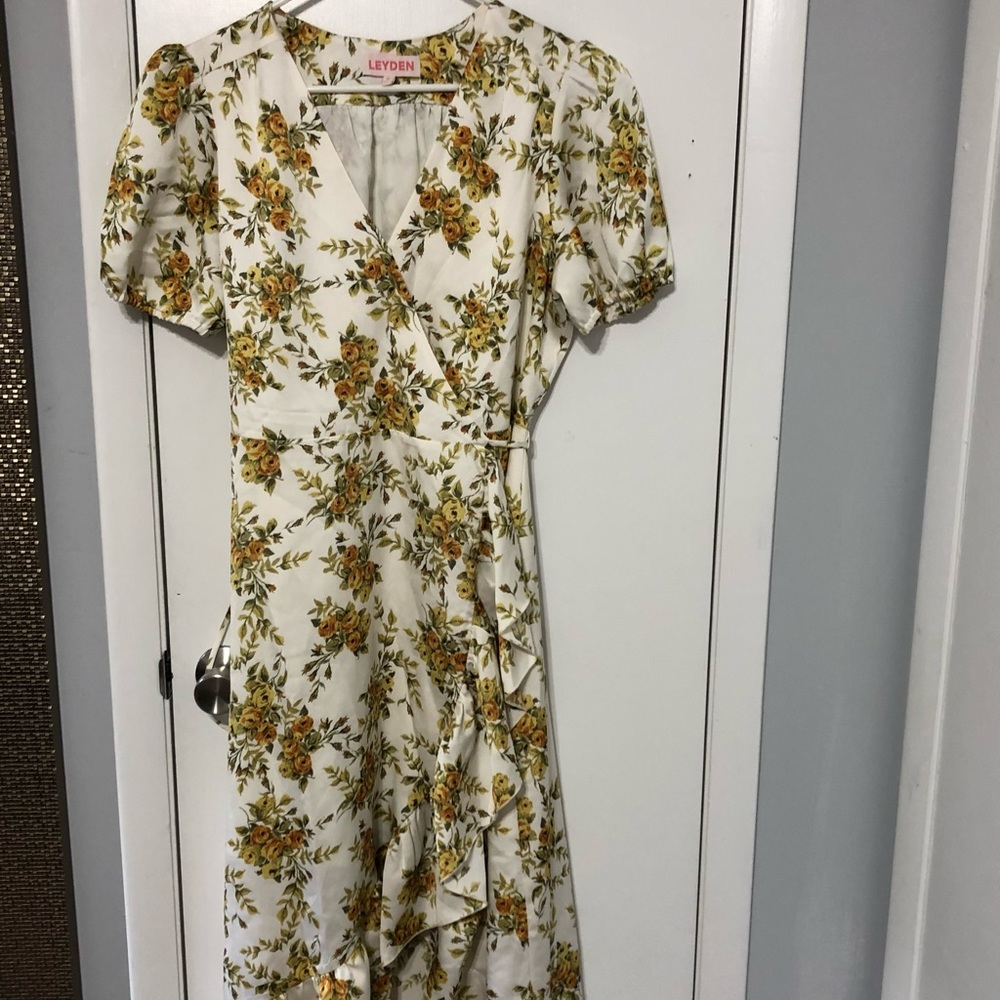 Wrap dress size XL